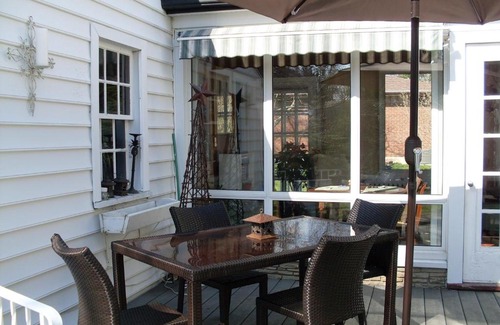 Port Dover Bed & Breakfast | Dover House B&B
