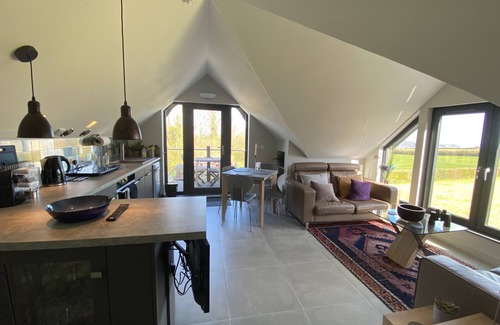 Dartmouth Bed & Breakfast | Downton Lodge Country B&B