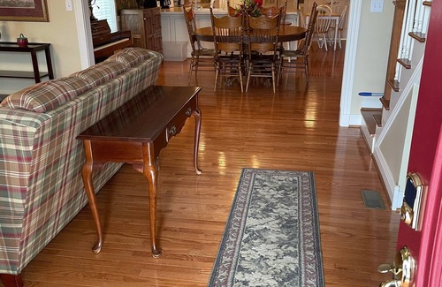 Lebanon House | Downtown Abode Your home away from home