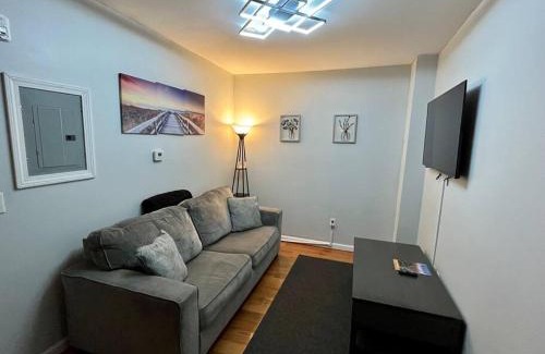 Downtown Albany Apartment | Downtown Albany 1 Bed + Workstation @ Maiden Lane