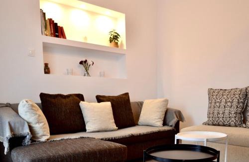 Kamena Vourla Apartment | Downtown apartment - Premium