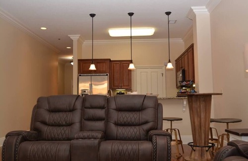 Auburn Apartment | Downtown Auburn 2BR/2.5BA Condo across from campus