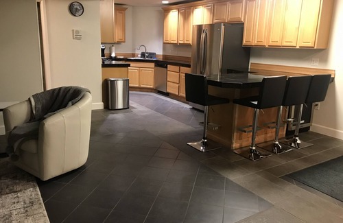 Alyeska Condo | Downtown Condo Close To Alyeska Ski Resort