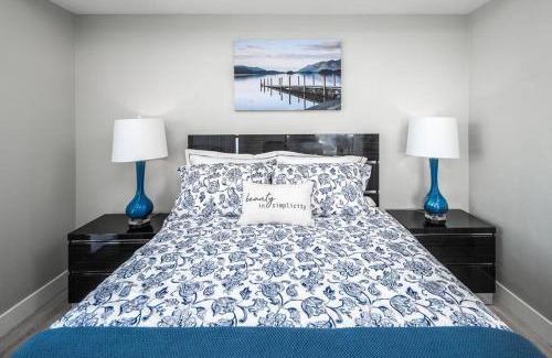 Victoria Park Apartment | Downtown condo near Stampede, LRT, free parking & gym
