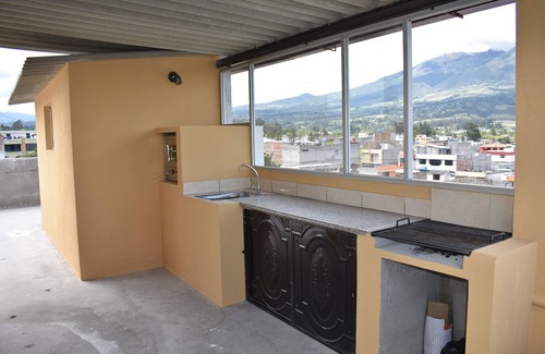 Cotacachi Condo | Downtown Condo with Rooftop Terrace - 'Casa Marano' - "The Ecuadorian" (3)