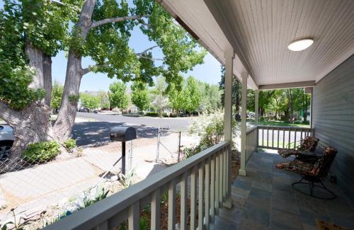 Historic Downtown Durango House | Downtown Cottage