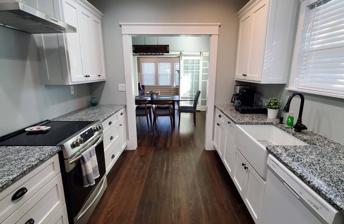 Denver Heights House | Downtown Craftsman Bungalow - Newly Renovated
