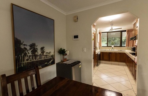 Darwin City Centre Apartment | Downtown Delight: 2BR Getaway + Pool