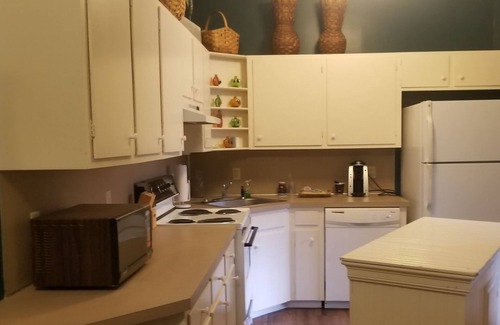 El Dorado Hotel | Downtown Guest Quarters Hotel