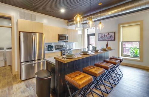 Millersburg Apartment | Downtown Millersburg Retreat w/Sleek Interior!