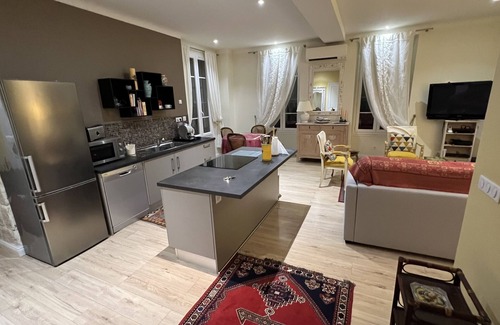 Lepante Quarter Apartment | Downtown Nice, rue Biscarra, 70 m² (750 ft²), renovated, quiet, AC, sunny, tram