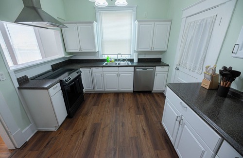 Lake Eola Heights House | Downtown Orlando 2-2 w/King Beds off Lake Eola/Central location