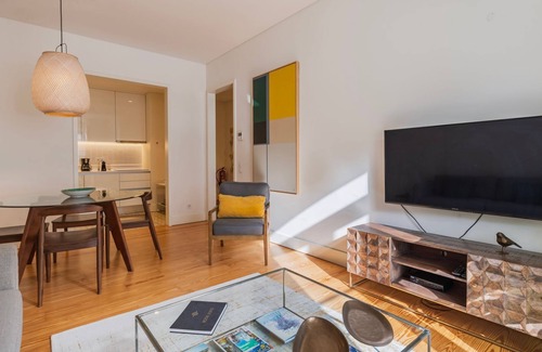 Santa Maria Maior Apartment | Downtown Sleek Apartment by LovelyStay