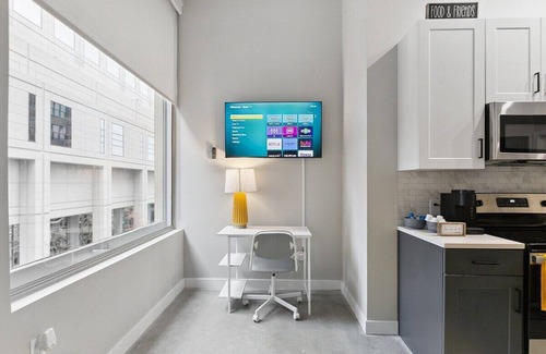 Downtown Cincinnati Apartment | Downtown Stroll to the Bengals