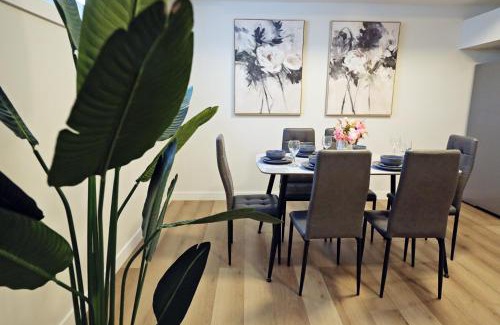 North Central Edmonton House | Downtown Suite King Beds,Long Stays,Disney+