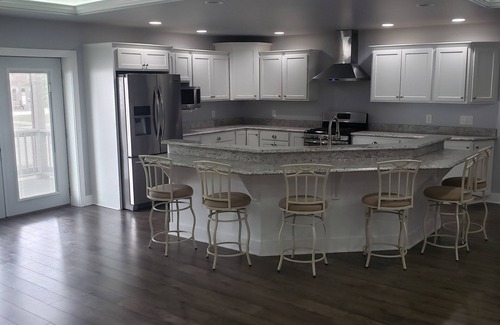 Tell City Apartment | Downtown Tell City Upstairs Rental 2 Bed 2 Bath Wifi 30 minutes to Holiday World