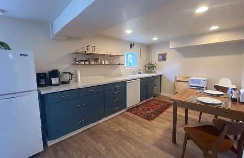 York Apartment | Downtown Wolff Den - Family friendlyDowntown Wolff Den - Family friendly