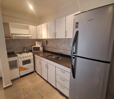Colon Apartment | dpto Bibiana zona termas