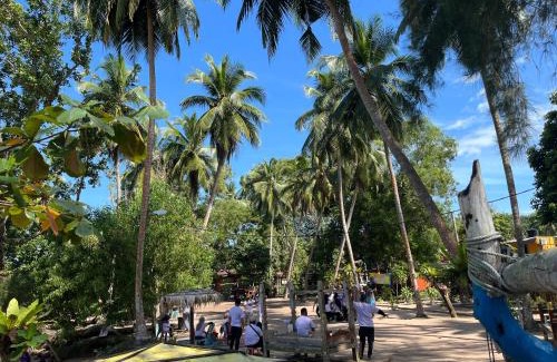 Alor Gajah Hotel | Dqnut Chalet And Restaurant