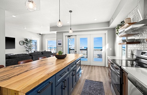 Park Point Apartment | Dragestil 713 Duluth Condos