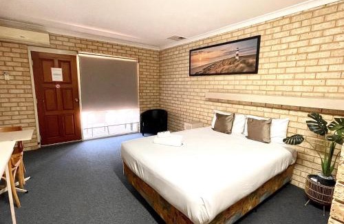 Waroona Hotel | Drakesbrook Hotel