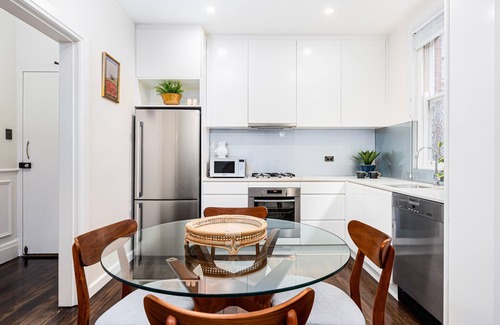 Bellevue Hill Apartment | Dream Apartment in Rose Bay Village