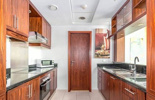 Downtown Dubai Apartment | Dream Inn - Modernly Designed 1 Bedroom in Downtownn