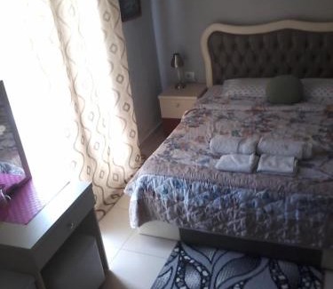 Udenisht Bed & Breakfast | Dream Stone Holiday Bar Restaurant
