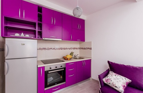 Lepetane Villa | Dream Vacation Apartments- Purple Studio