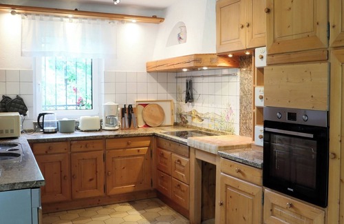Stockdorf Villa | Dream villa Munich-Stockdorf 22 min to center - 290 m² living space pool sauna