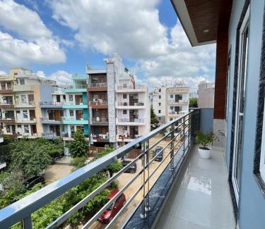 Gurugram Apartment | Dreamwood 2 BHK Apartments Near Artemis Hospital Gurgaon