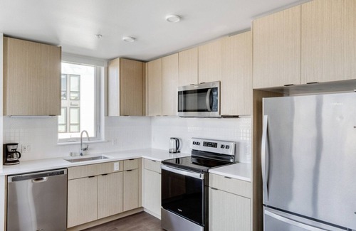 Judkins Park Apartment | Dreamy Central District 2BR w/Gym & BBQ, nr downtown, by Blueground