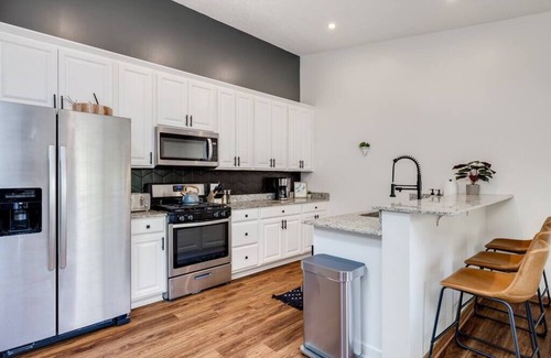 Inver Grove Heights House | Dreamy Lake Home with Huge Private Yard