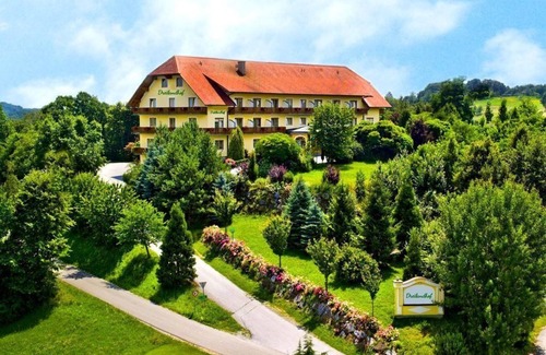 Loipersdorf bei Fuerstenfeld House | Dreibettzimmer, Dusche Oder Bad, WC, Standard - Dreilandhof