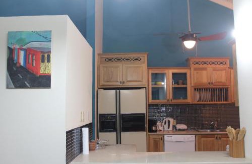 Canaan Villa | Driftwood 85