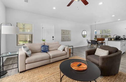 Dripping Springs Condo | Dripping Springs Silver Creek Condo Holmes B