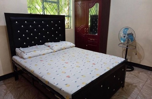 Arusha Bed & Breakfast | Drive 15km/30mins from Kilimanjaro International Airport