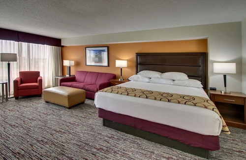 Bowling Green Hotel | Drury Inn & Suites Bowling Green