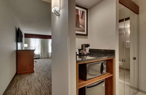 Bowling Green Hotel | Drury Inn & Suites Bowling Green