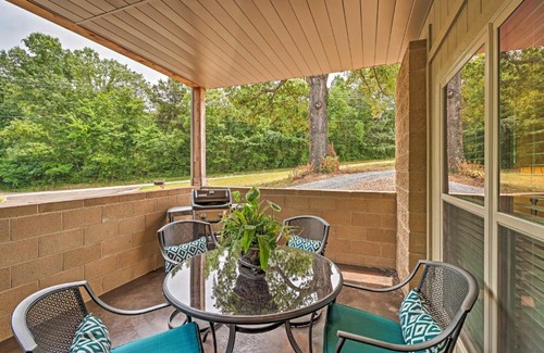 Bull Shoals Apartment | Dtwn Bull Shoals Condo 1 Mi to Lake Access!