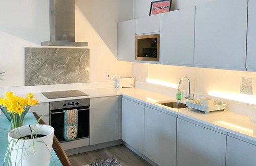 Santry Apartment | Dublin Delight: Large one bedroom apartment