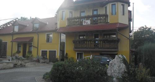 Bukkszentkereszt Bed & Breakfast | Dudás panzió