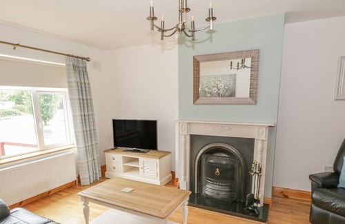 Rathmadder Cottage | DUFFY'S COTTAGE, pet friendly in Gorteen, County Sligo