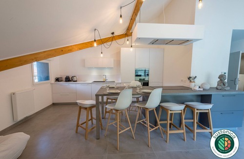 Duingt Apartment | DUINGT - Entre lac et Taillefer à 300m de la plage