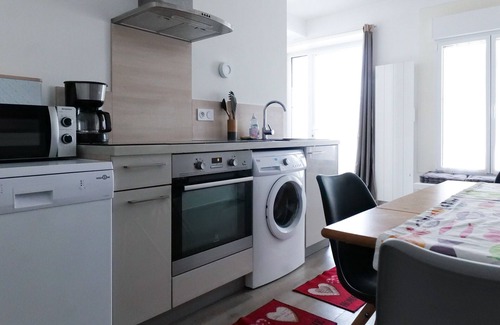 Les Sables d'Olonne Ski Chalet | Duplex Apartment by the Port – Les Sables d’Olonne – Sleeps 4