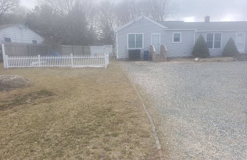 East Falmouth Apartment | Duplex apartment - Beautiful Large One Bedroom One Bath