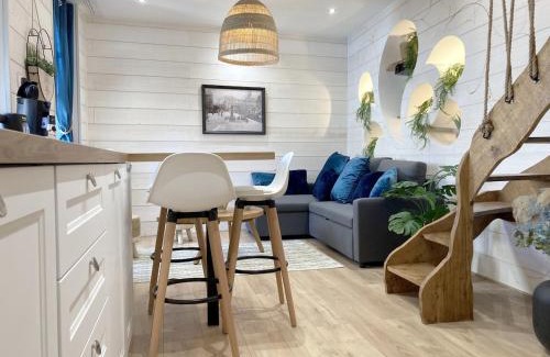 Riom Apartment | Duplex climatisé avec Espace Cinéma