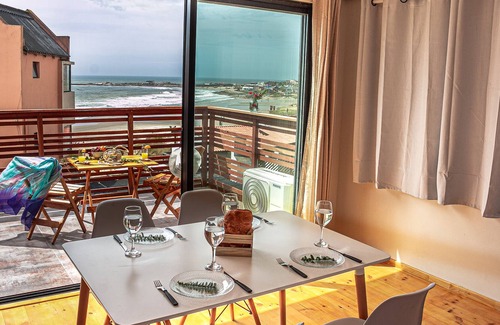 Punta del Diablo Apartment | Duplex house sea lions BI Punta del Diablo.