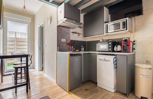 Capucins - Victoire Apartment | Duplex, Terrasse, Air Con, Car park