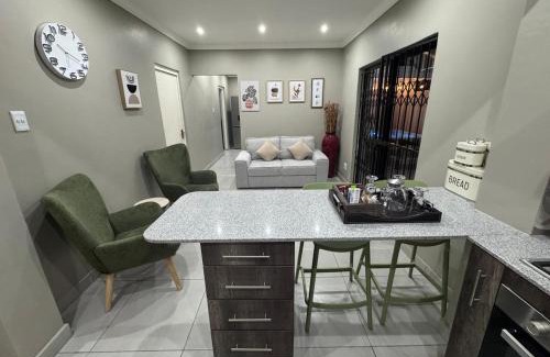Chatworth Apartment | Durban Holiday Apartments by Mieli Estates , Unit 6